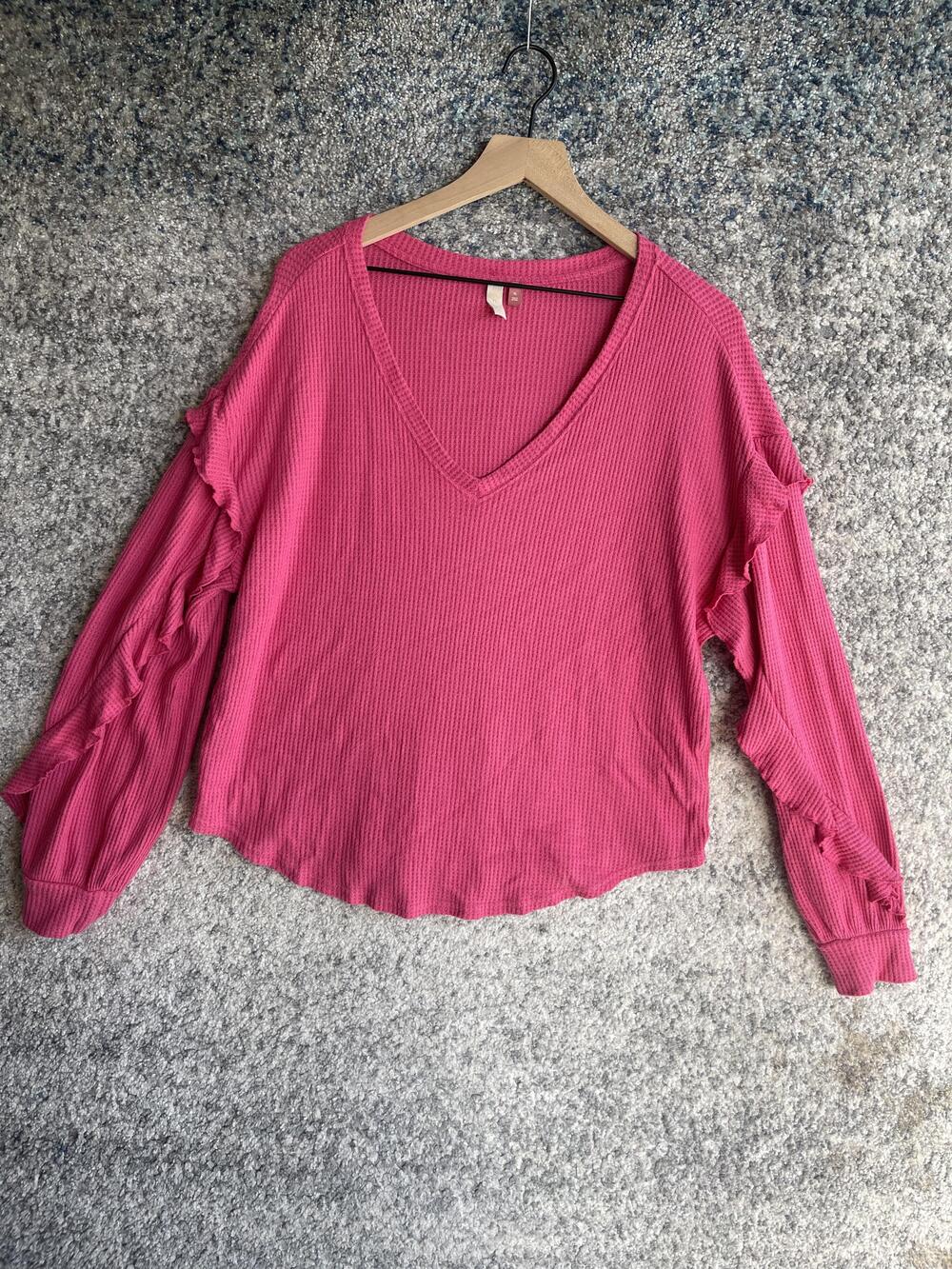 Plush Sweater Womens XL Pink Ruffle Sleeve Waffle Knit Pullover Urban Outfitters